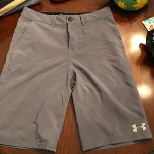 Size 14 under armour shorts